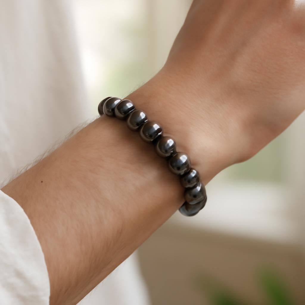 découvrez sur quel poignet porter un bracelet en hématite pour bénéficier pleinement de ses bienfaits et renforcer votre équilibre énergétique.